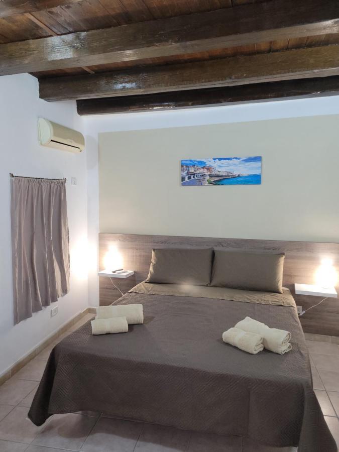 Casetta Lucilla Apartment Syracuse ภายนอก รูปภาพ